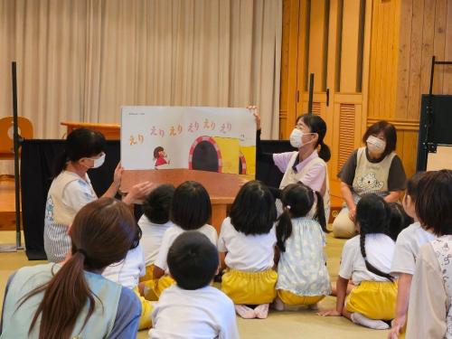 おはなし会の様子2