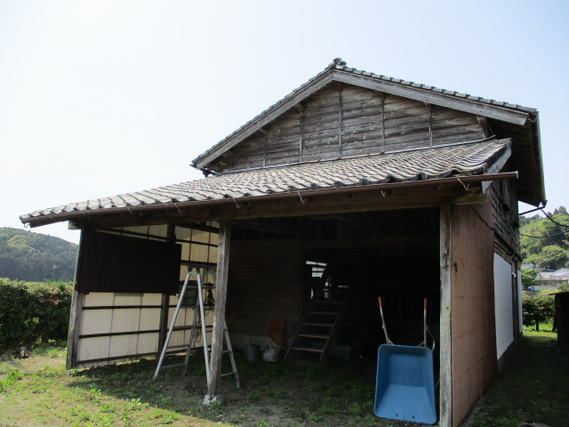 02