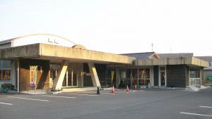 鶴丸地区公民館